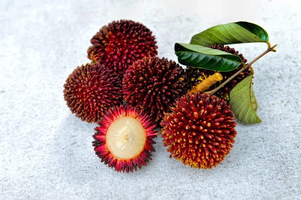 Pulasan フルーツ (Nephelium mutabile ブルーム) — ストック写真