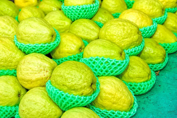 Fresh Guava Fruits — Stock Photo, Image