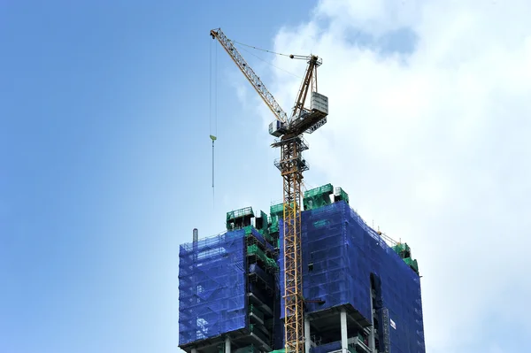 Building crane and building — Stock Photo, Image