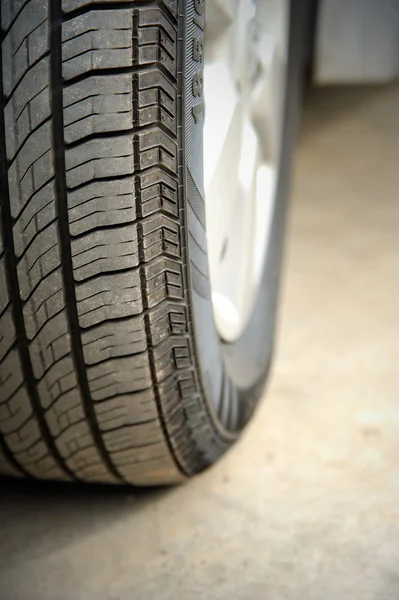 Car tire — Stock Photo, Image