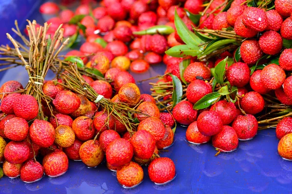 Close up of fresh lychees, selective focus. — Stock Photo, Image