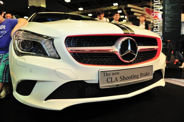 Nová Cla střelba brzdy Mercedes-Benz — Stock fotografie