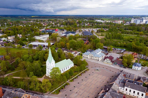 Dobele Ewangelicki Kościół Luterański Rynek Jest Sercem Miasta Łotwa Powyżej — Zdjęcie stockowe