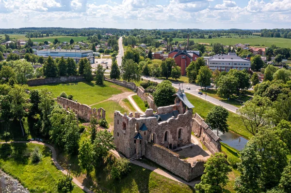 Ruiny Starożytnego Średniowiecznego Zamku Dobele Łotwa Widok Góry — Zdjęcie stockowe