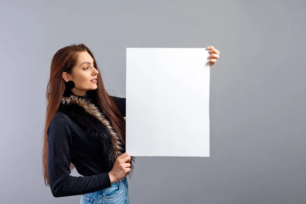 Emotional Young Teenager Woman Showing Blank Signboard Copy Space Isolated — Stock Photo, Image