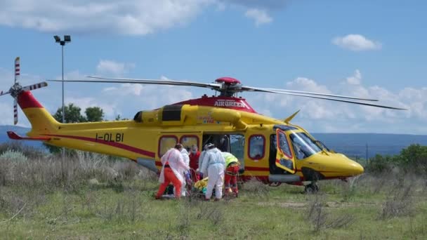 Trasporto ferito elicottero — стокове відео
