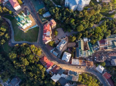 Andreevsky 'nin yaz günbatımında havadan görünüşü