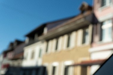 Araba Ön Pencere Isıtma Kablosu Ağı. Camdaki Küçük Küçük Çizgiler