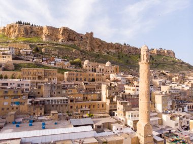 Mardin Şehri, Türkiye. Mardin 'in eski kasabası. Mardin, Güneydoğu Anadolu 'nun tarihi bir kentidir. Mardin, Mezopotamya 'nın parlayan şehri.