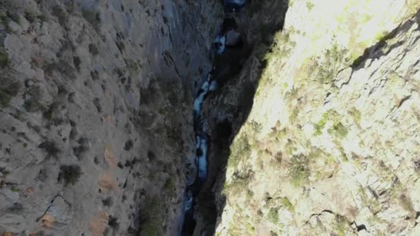 Vogelperspektive aus der Luft auf den Sapadere Canyon, Türkei, Pamphylien, Alanya — Stockvideo