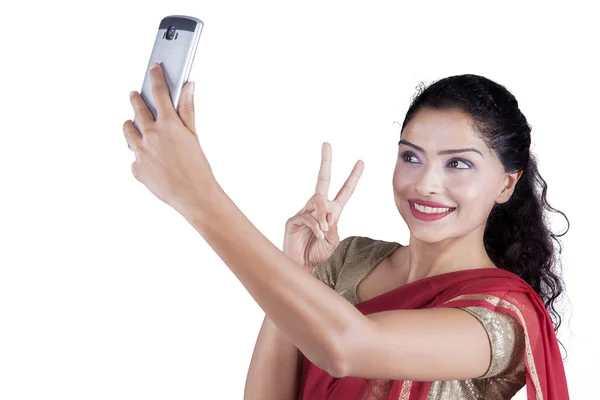Indian woman taking selfie picture — Stock Photo, Image
