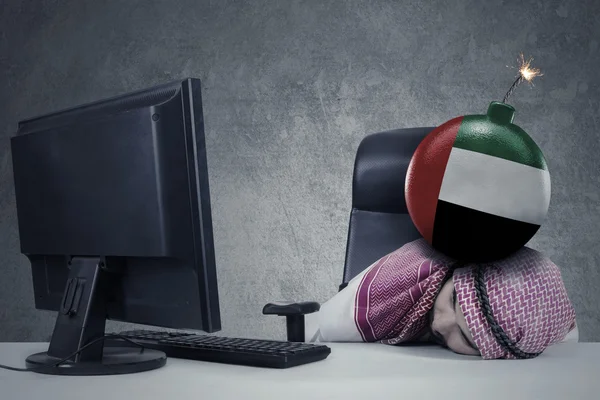 Muzułmańskich biznesmen z flaga Palestyny na bombę — Zdjęcie stockowe