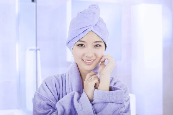 Young woman after taking bath — Stock Photo, Image