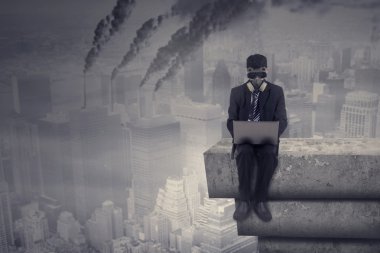 Laptop ve hava kirliliği ile çalışan