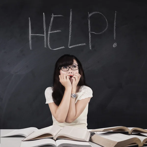 Scared student and Help word — Stock Photo, Image