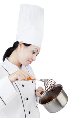 Kadın Şef çikolata yemek
