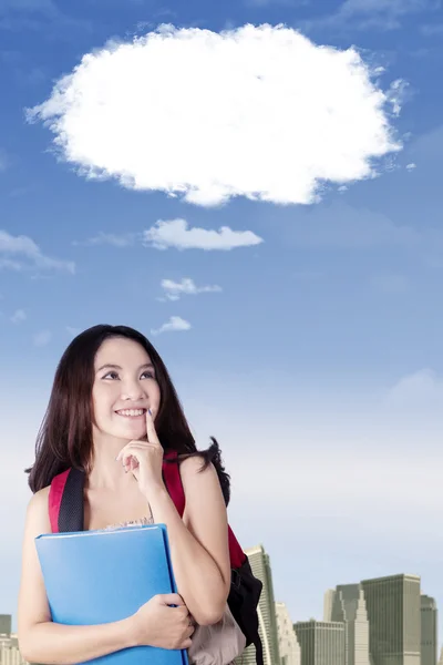 Beautiful student and cloud speech — Stock Photo, Image