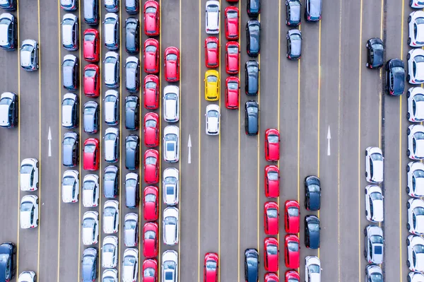 Top View Van Gele Auto Rij Nieuwe Auto Bij Fabriek — Stockfoto