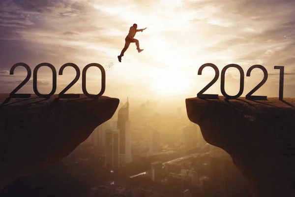 Young Businessman Jumping Gap Cliff Numbers 2018 2019 Sunrise Time — Stock Photo, Image