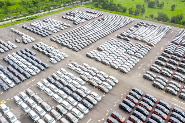 Vista Aérea Varios Coches Nuevos Estacionamiento Esperando Exportación Importación Fábrica —  Fotos de Stock