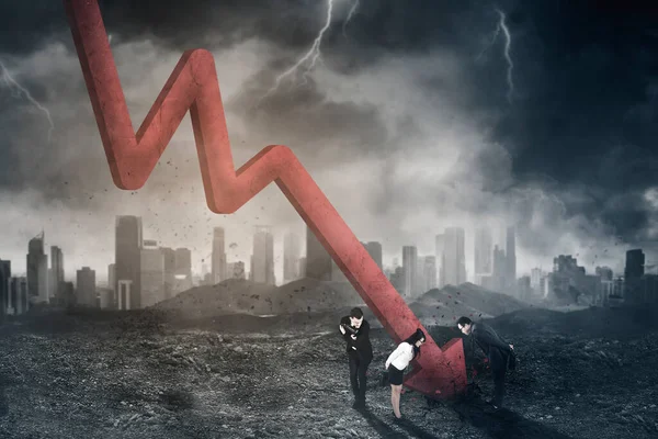 Group Business People Looking Declining Arrow Breaking Ground Cloudy Sky — Stock Photo, Image