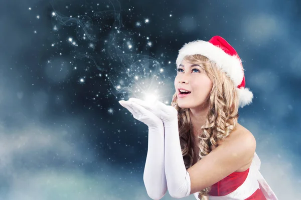 Beautiful Woman Wearing Santa Claus Clothes While Holding Sparkling Light — Stock Photo, Image