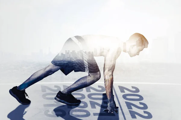 Double Exposure Muscle Man Ready Run While Kneeling 2022 Numbers — Stock Photo, Image