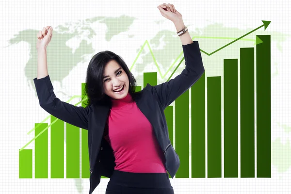 Asiatische Geschäftsfrau feiert ihren Erfolg — Stockfoto