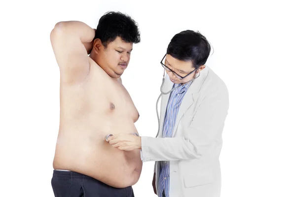 Överviktig man checkup på sjukhus 2 — Stockfoto