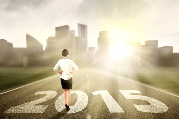 Businesswoman looking the future — Stock Photo, Image