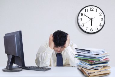 Şişman işadamı stresli 2 Başlarken