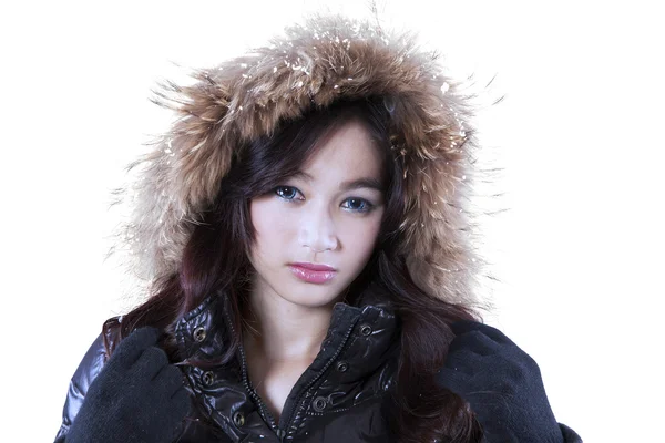 Eleganckie twarz dziewczyny w kurtka zimowa — Zdjęcie stockowe