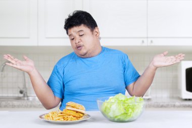 Gıda 2 iki türlü kilolu kişi