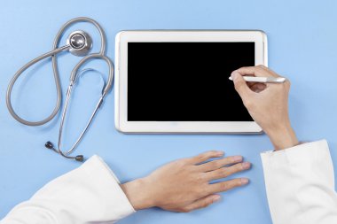 Doktor eller dokunmatik tablet ekran için ekran kalemi kullanma
