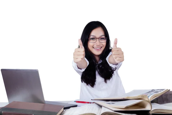 Feliz estudiante adolescente con pulgares arriba —  Fotos de Stock