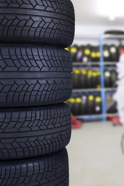 Tires in the spare parts store — Stock Photo, Image