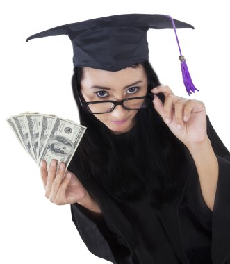 Güzel bekar holding para