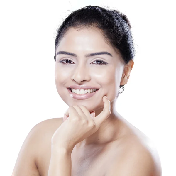 Smiling model with healthy skin face — Stock Photo, Image