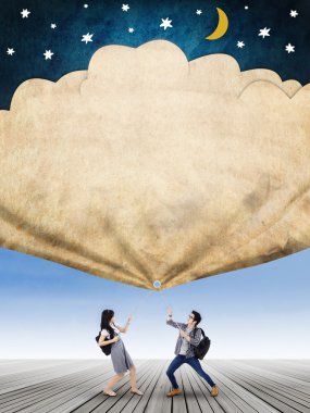 Üniversite öğrencileri umutlarını bayrağı çekin