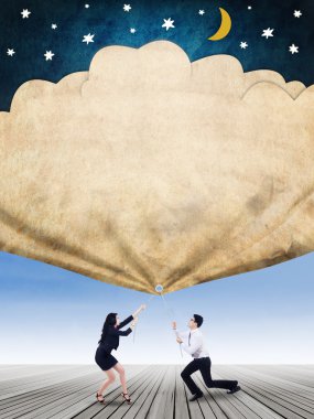 Girişimciler umutlarını bayrağı çekin