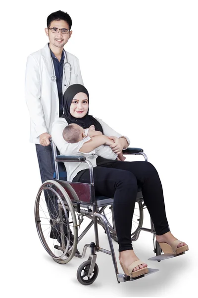 Mother with newborn baby and doctor — Stock Photo, Image