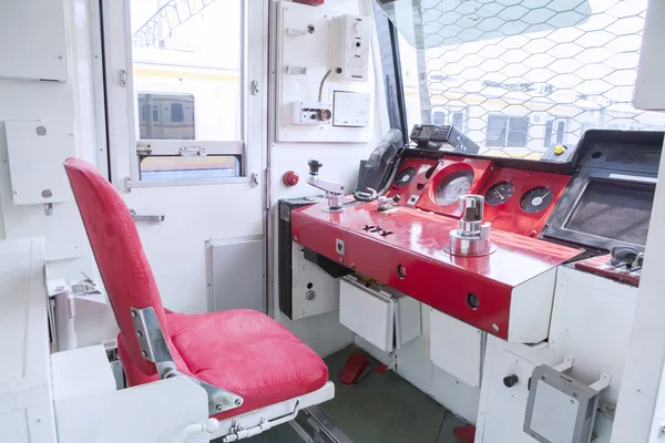 Empty machinist room in the commuter trains — Stock Photo, Image