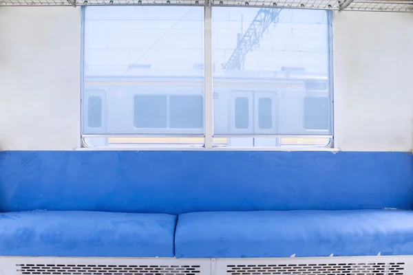 空座位和火车的窗口 — 图库照片