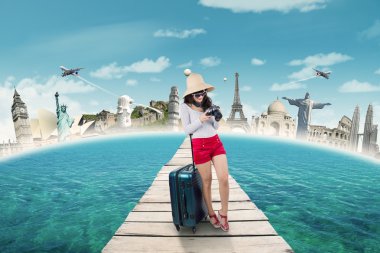 Girl holiday to the world monument