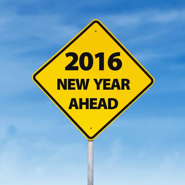 Sinal de estrada com um texto de 2016 novo ano à frente — Fotografia de Stock