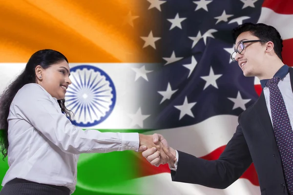 Handshake with flag of India and America — Zdjęcie stockowe