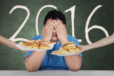 Sayılarla 2016 kilolu kişi lokanta reddeder