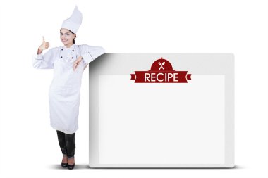 Hint erkek Şef gösteren tarifi kurulu