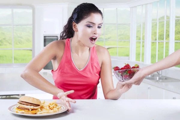 Gezond eten en levensstijl concept — Stockfoto