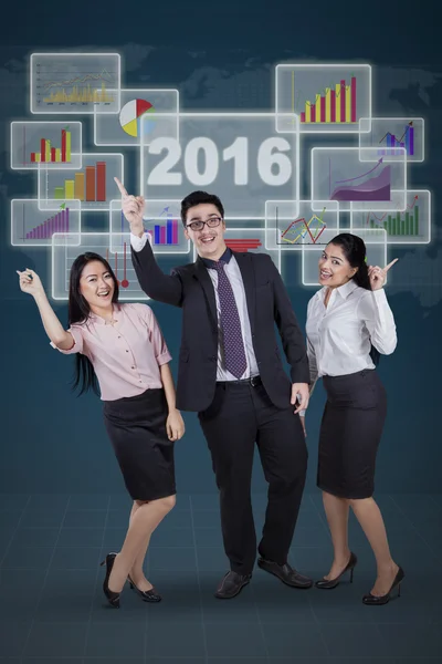 Businesspeople celebrate their success together — Stock Photo, Image